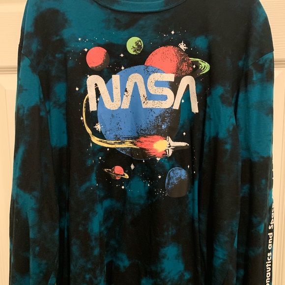 NASA Long Sleeve Shirt - Picture 2 of 4